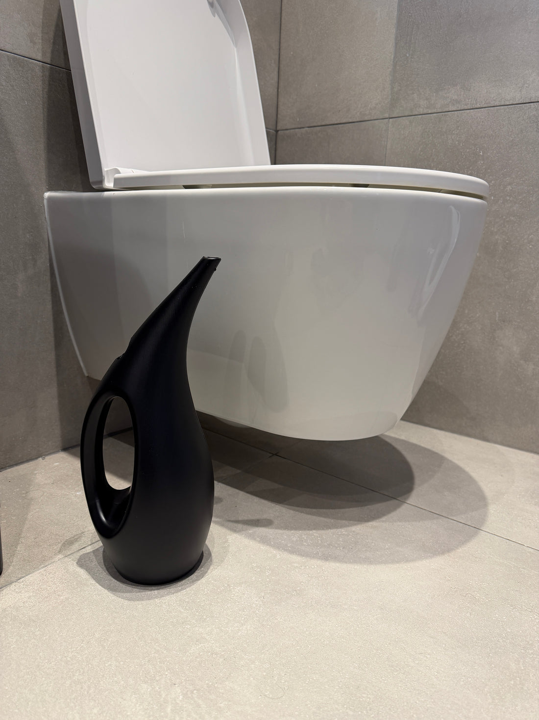 Modern Bidet/Lota/Bodna BPA Free Antibacterial Coat Discreet Jug/Toilet 1.5L